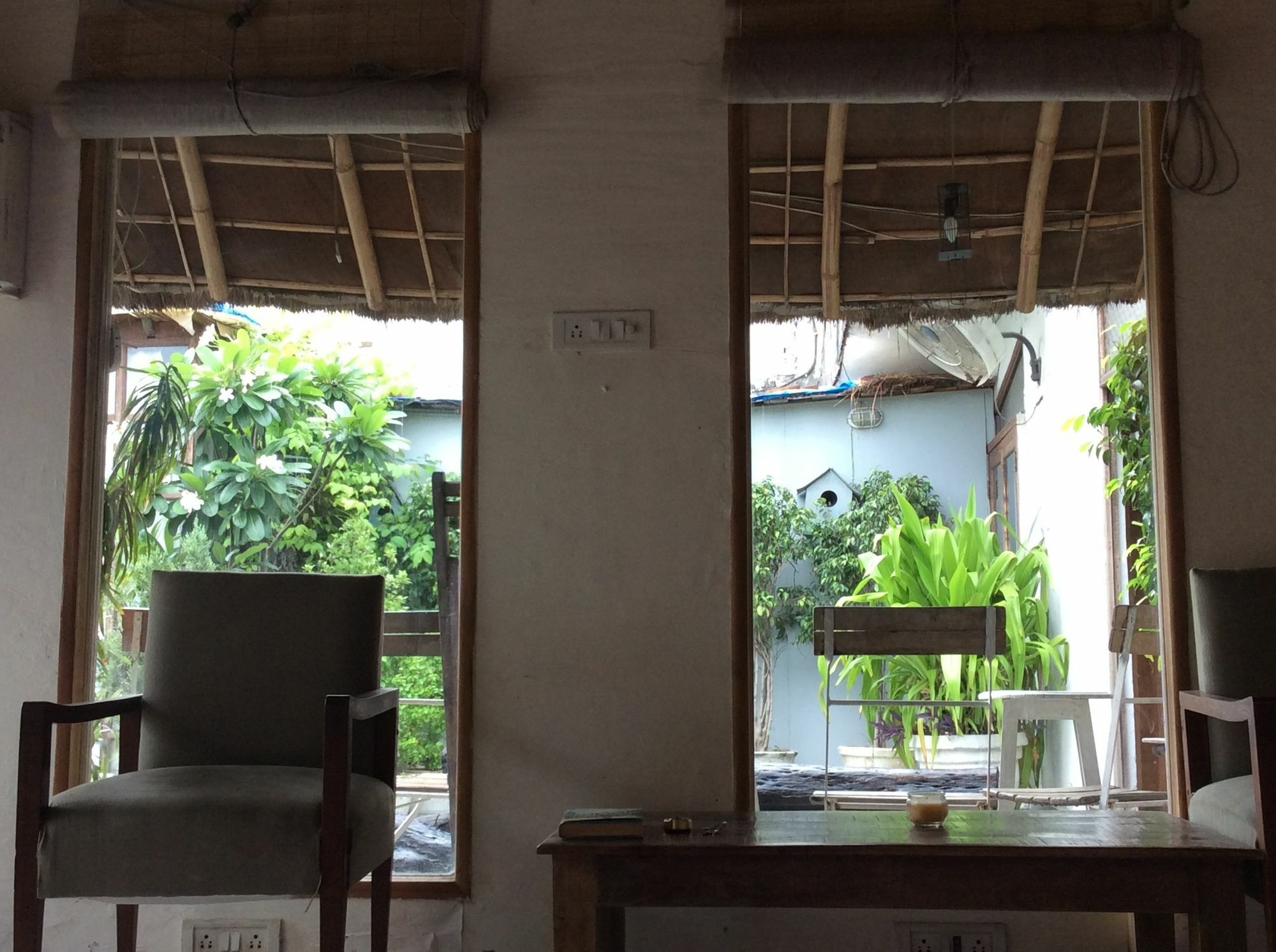 The Lazy Patio Homestay Nuova Delhi Esterno foto